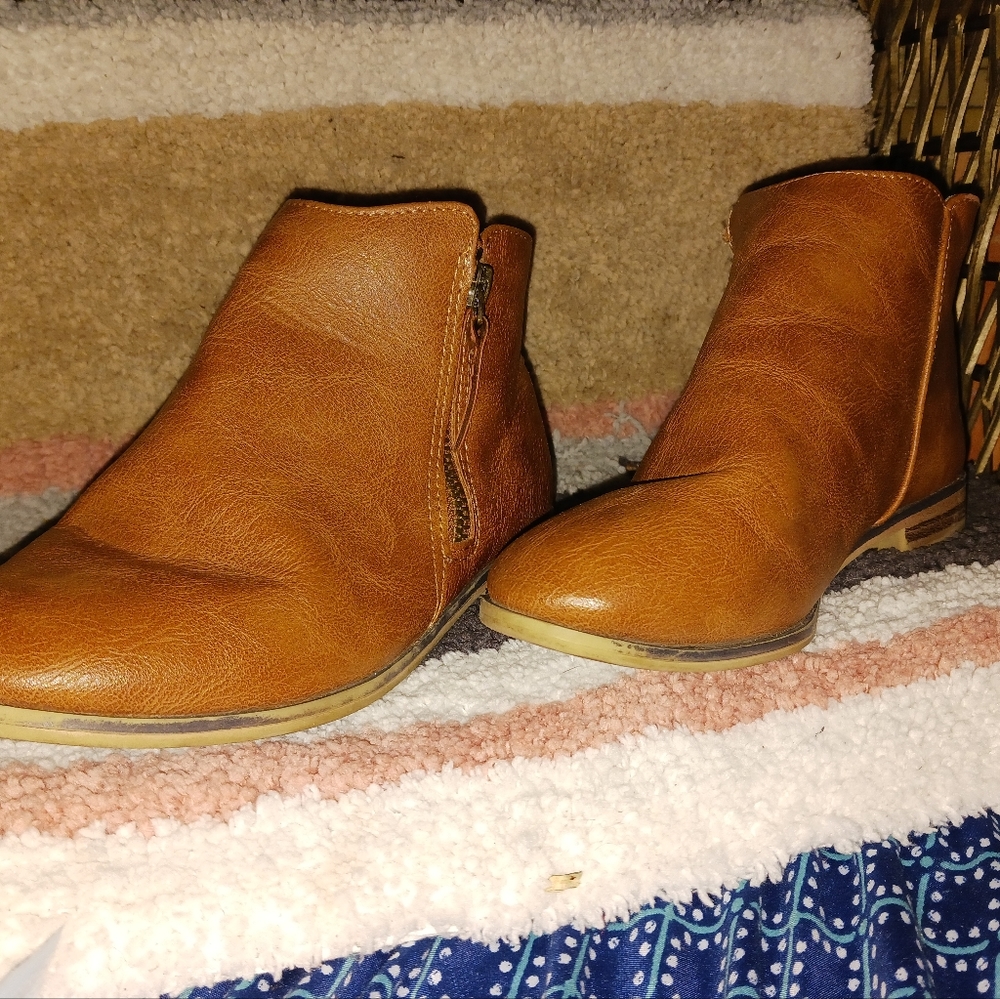 Kids boots